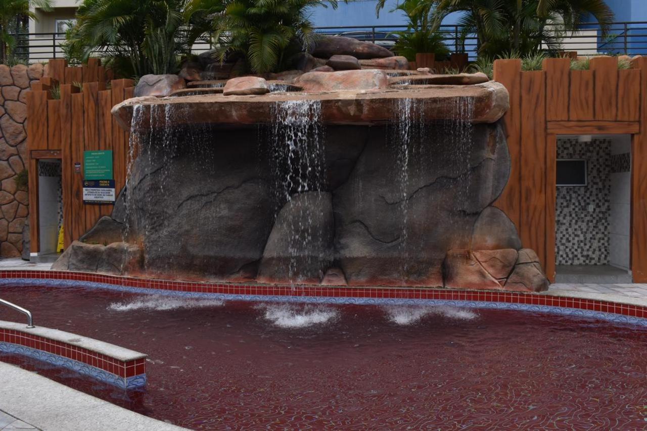 קאלדס נובאס Hotel Golden Dolphin Grand Hotel 130 מראה חיצוני תמונה